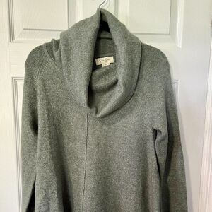 🚨 Last day Fri 🧳 Jessica Simpson Grey Alpaca Cowl Neck Sweater